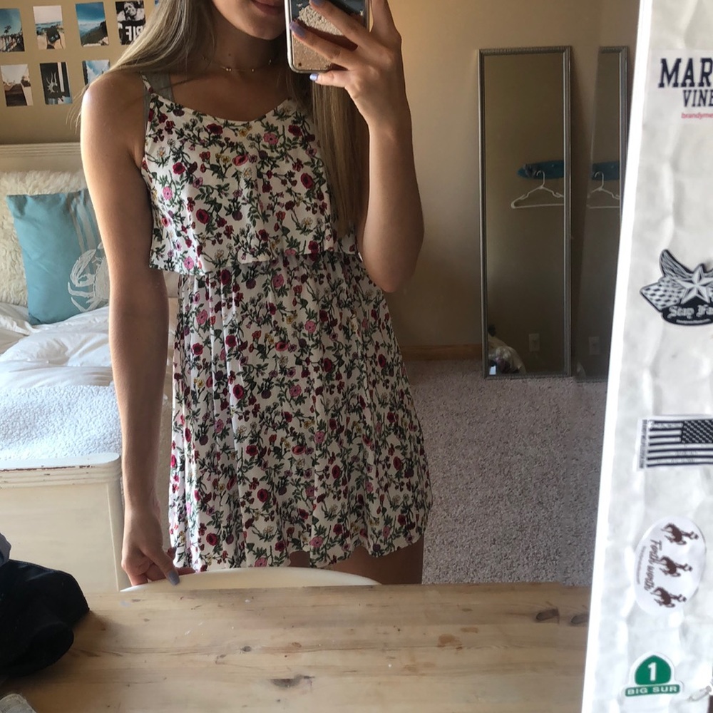 cute H&M dress